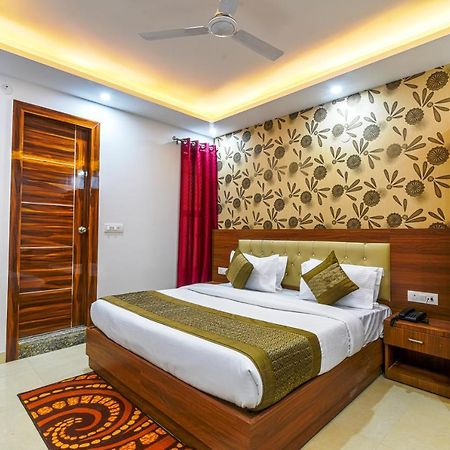 Hotel Urban Tree At Delhi Airport Neu-Delhi Exterior foto