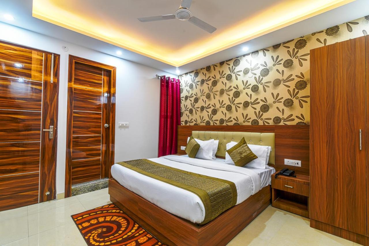 Hotel Urban Tree At Delhi Airport Neu-Delhi Exterior foto